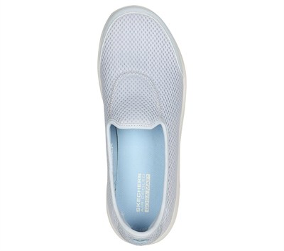 SKECHERS GO WALK TRAVEL KADIN AYAKKABI 124979-LTBL
