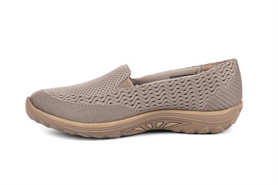 SKECHERS REGGEAE FEST KADIN AYAKKABI 158095-DKTP