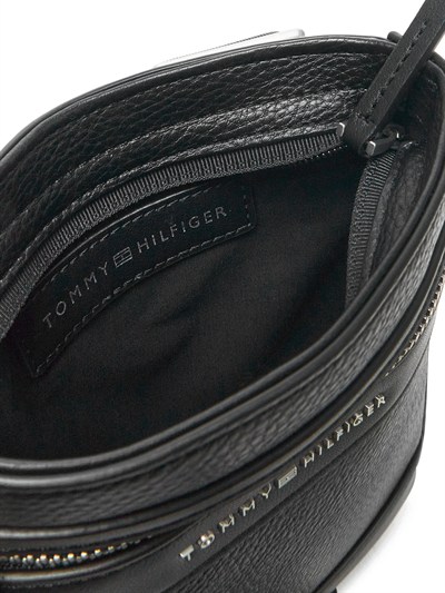 TOMMY HILFIGER ERKEK POSTACI ÇANTASI AM0AM13205-BDS