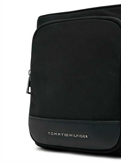 TOMMY HILFIGER ERKEK POSTACI ÇANTASI AM0AM13193-BDS
