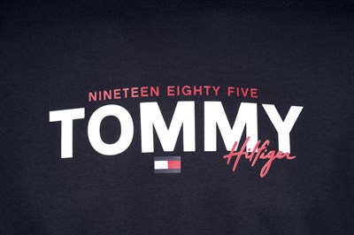 TOMMY HILFIGER ERKEK T-SHIRT 09T4509-411