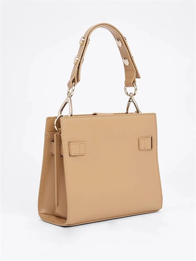 TOMMY HILFIGER KADIN OMUZ ÇANTASI AW0AW16896-RBC