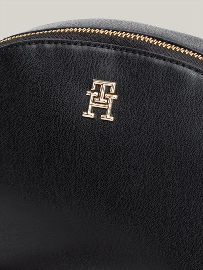 TOMMY HILFIGER KADIN OMUZ ÇANTASI AW0AW16482-BDS
