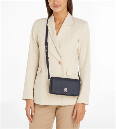 TOMMY HILFIGER KADIN OMUZ ÇANTASI AW0AW15180-DW6