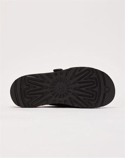 UGG GOLDENCOAST STRAP ERKEK TERLİK 1142730-BLK