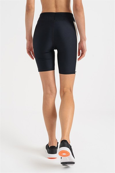 UNDER ARMOUR KADIN ŞORT 1366005-001