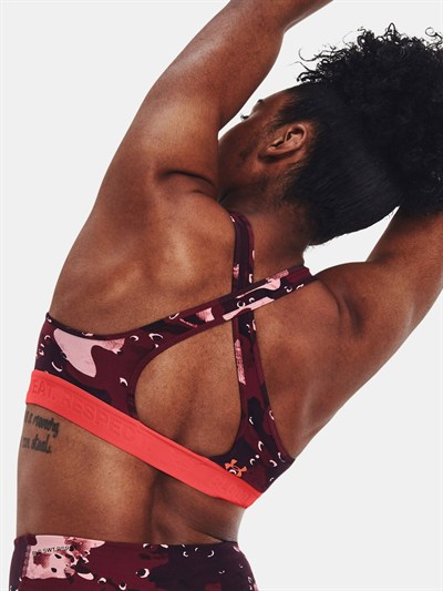 UNDER ARMOUR KADIN SPOR SÜTYENİ 1369947-626