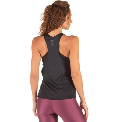 UNDER ARMOUR KADIN T-SHIRT 1342871-001