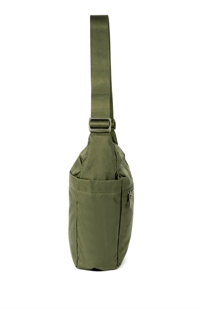 UNIQLO MULTI POCKET UNISEX OMUZ ÇANTASI 361-479577-57