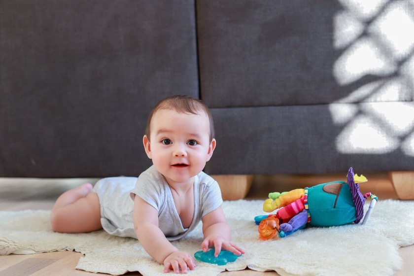 7 Aylık Bebek Günde Kaç Saat Uyur? Uyku Düzeni Nasıl Olmalı?