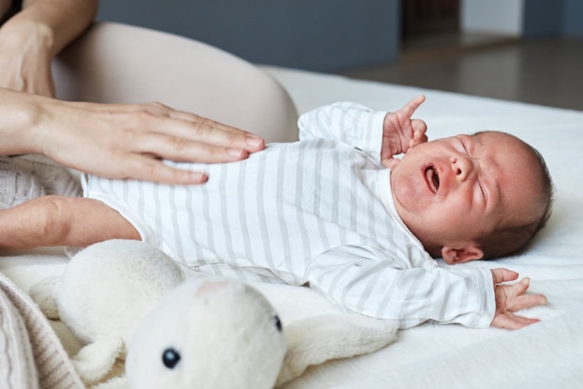 Kolik Bebek Ne Demek? Belirtileri ve Başa Çıkma Yöntemleri