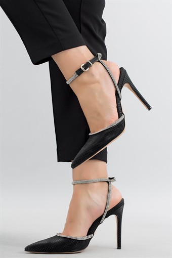 Kadın Taş Kordon Detaylı Zırh Kumaş Sivri Burun Topuklu Ayakkabı Siyah