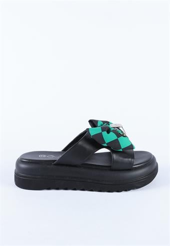Guja Kadın Fiyonk Detaylı Terlik Siyah