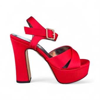 Kadın Çapraz Bantlı Kalın Topuklu Açık Ayakkabı Kırmızı Saten