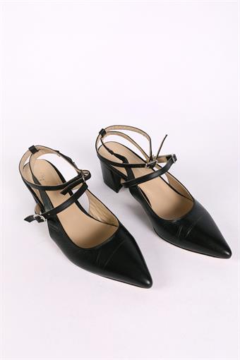 Kadın Hakiki Deri Bilekten Bantlı Arkası Açık Sivri Burun Kalın Topuklu Ayakkabı Siyah