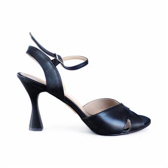 Kadın Hakiki Deri Bilekten Tokalı Abiye Ayakkabı Siyah