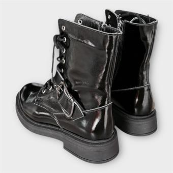 Kadın Hakiki Deri Postal Siyah Rugan