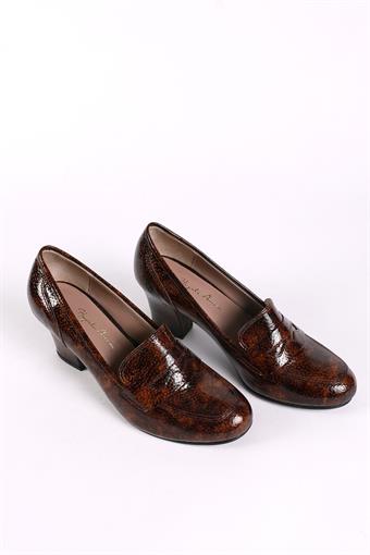 Kadın Hakiki Deri Kroko Desenli Kalın Topuklu Ayakkabı Kahve