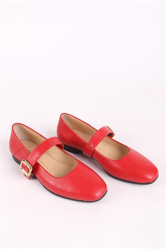 Kadın Hakiki Deri Üstten Bantlı Tokalı Babet Ayakkabı Kırmızı