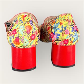 Kadın Hakiki Deri Üstten Bantlı Küt Burunlu Kalın Topuklu Ayakkabı Sarı Multi