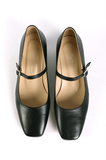 Kadın Hakiki Deri Üstten Bantlı Küt Burunlu Kalın Topuklu Ayakkabı Siyah