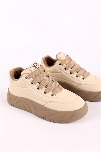 Kadın Kalın Kauçuk Taban Bağcıklı Spor Ayakkabı & Sneaker Bej