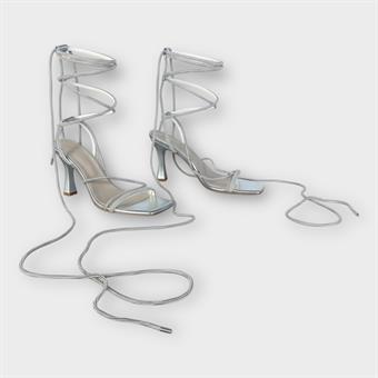 Kadın Taş Kordon Detaylı Abiye Ayakkabı Lame