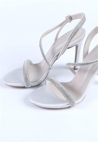 Kadın Taş Kordon Detaylı Abiye Ayakkabı Gümüş