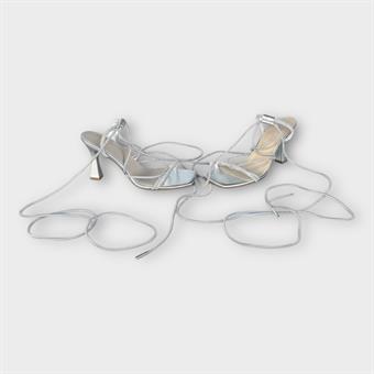 Kadın Taş Kordon Detaylı Abiye Ayakkabı Lame