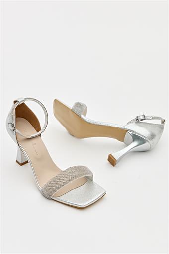 Kadın Tek Bant Bilekten Tokalı Abiye Ayakkabı Lame