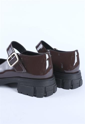 Kadın Üstten Bantlı Kalın Tabanlı Babet Loafer Ayakkabı Kahve Rugan