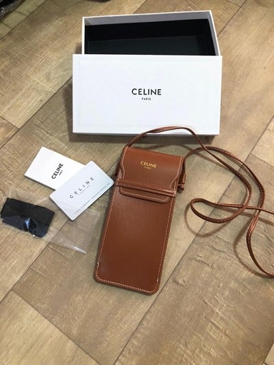 CLINE KAHVERENGİ DERİ GÖZLÜK VE TELEFON ÇANTASI( KUTULU SERTİFİKALI) 
