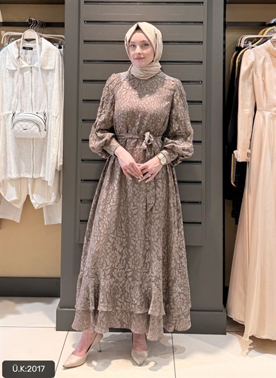 OMZU PUL İŞLEMELİ ELBİSE BEJ