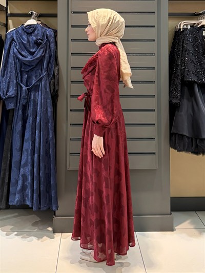 DETAYLI ELBİSE BORDO