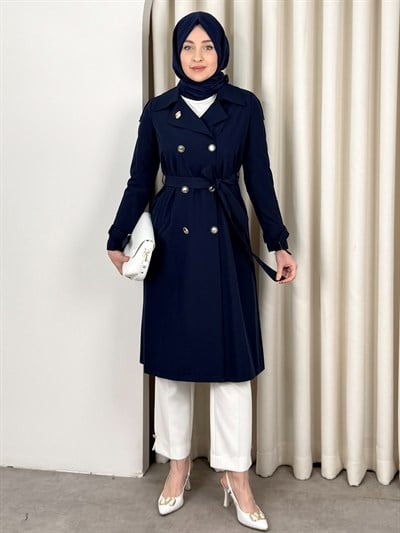 ESİLA TRENCH LACİ