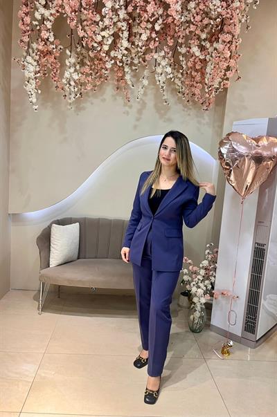 CLASSY INDIGO