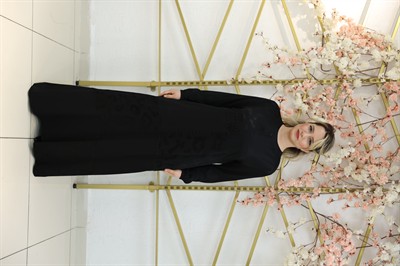 NOIR ELEGANCE – Boncuk İşlemeli Desenli Elbise