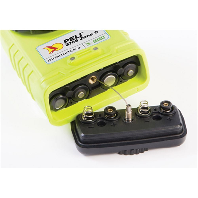 Peli 3765Z0 ATEX Zone 0 Şarjlı Led 90 Derece Eğimli Kafa