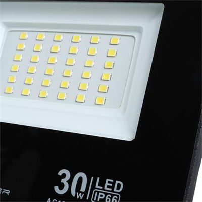 Powermaster PM-22585 30 Watt - 220 Volt 6500K IP66 150* Işık Açısı Siyah Slim Kasa Led Projektör