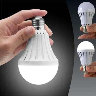 Powermaster PM-25221 5 Watt E27 220 V 6500K Beyaz Şarjlı Led Ampul