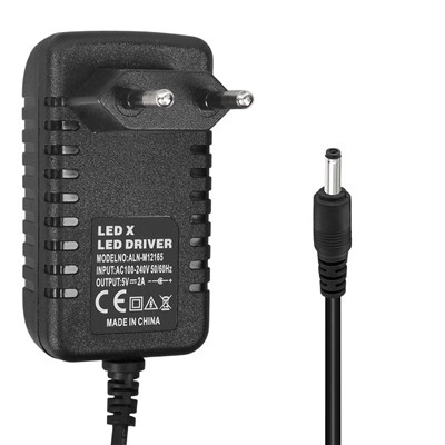 Powermaster PM-31667 5 Volt - 2 Amper 3.5*1.35 Mm Uçlu Plastik Kasa Priz Tipi Adaptör