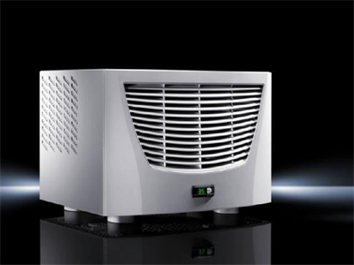 Rittal SK 3359.540 Blue e Tavan Tipi Klima – 0,77 kW, 400 V, Enerji Verimli