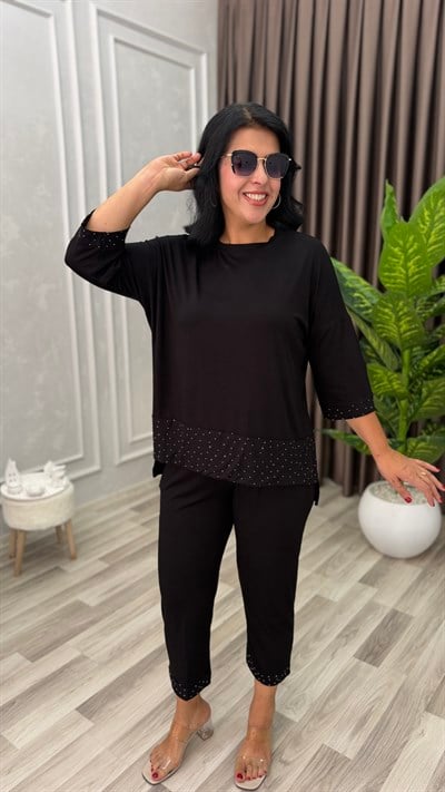 QUEEN COMFORT TAKIM SİYAH                                                                                                                                                                                                 
