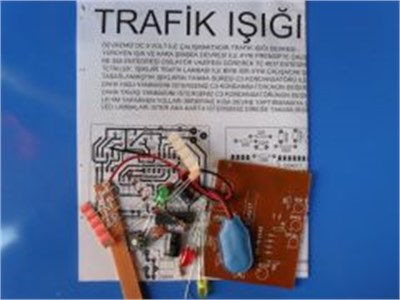 TRAFİK IŞIĞI
