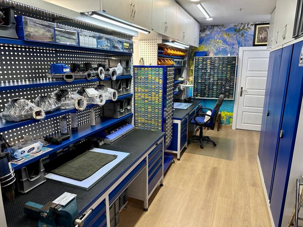 Kombi Parça Merkezi elektronik onarım ve test laboratuvarı