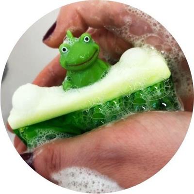 Bomb Cosmetics Its Not Easy Being Green Misket Limon Özlü Sabun Dilimi 100 gr Canlandırıcı Etki