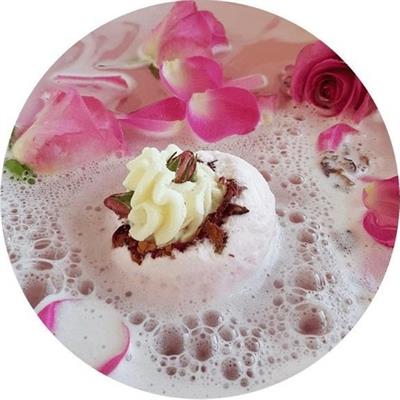 Bomb Cosmetics Wild Rose Blaster 160g Banyo Topu
