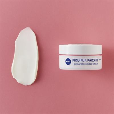 NIVEA +  Krem Yaş 45+ (50ml);Yaşa Özel Yüz Bakım Kremi;Kayısı Çekirdeği ve Shea Yağı ile Yoğun Cilt Bakım;UV filtresi ile Güneş Koruması