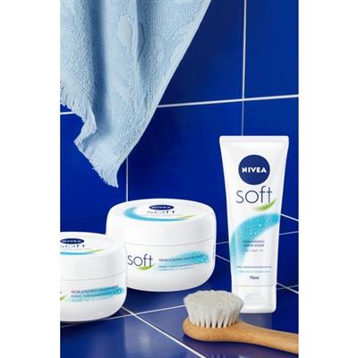 Nivea Soft Nemlendirici Vücut Bakım Kremi 200ml, Jojoba Yağı, E Vitamini, Yüz Vücut El, Yumuşak Cilt Hissi