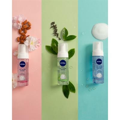 NIVEA Yüz Yıkama Köpüğü Yatıştırıcı 150ml, Kuru Ciltler, Derinlemesine Yüz Temizleme, Doğal Badem Yağı
